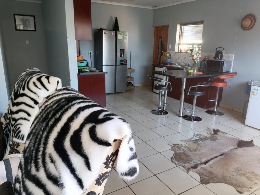 To Let 3 Bedroom Property for Rent in Vista Park Free State